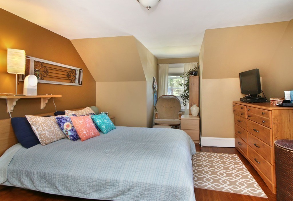 34 Oak Knoll Road Natick, MA 01760 - Photo 14 of 20 Gallery Image 14