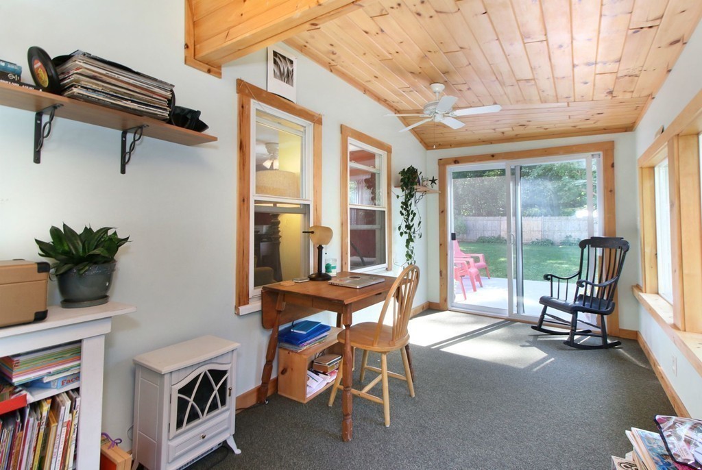 34 Oak Knoll Road Natick, MA 01760 - Photo 9 of 20 Gallery Image 9