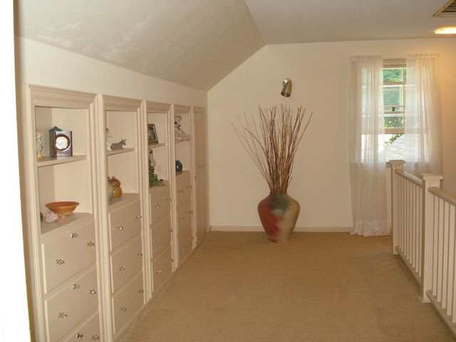 116 North Winthrop Road Muncie, IN 47304 - Photo 13 of 21 Gallery Image 13
