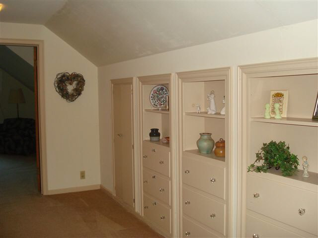 116 North Winthrop Road Muncie, IN 47304 - Photo 14 of 21 Gallery Image 14