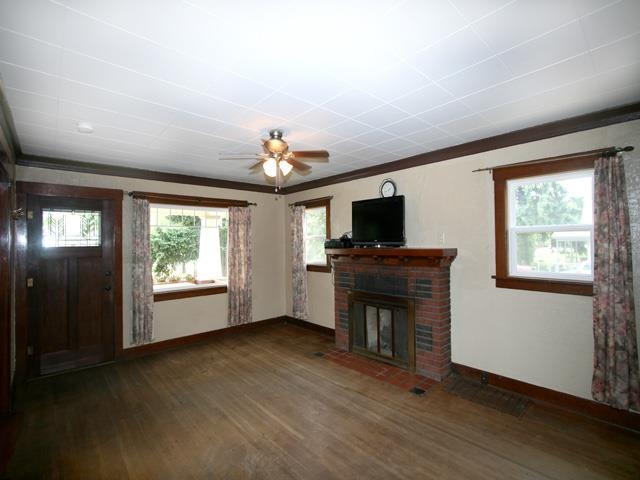 1928 West Sharp Avenue Spokane, WA 99201 - Photo 6 of 20