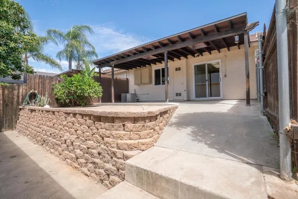 $500,000 | 1252 Bostonia Street, Unit B, El Cajon, CA 92021