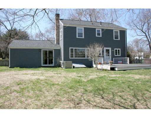 18 Old Tavern Road Wayland, MA 01778 - Photo 3 of 12 Gallery Image 3