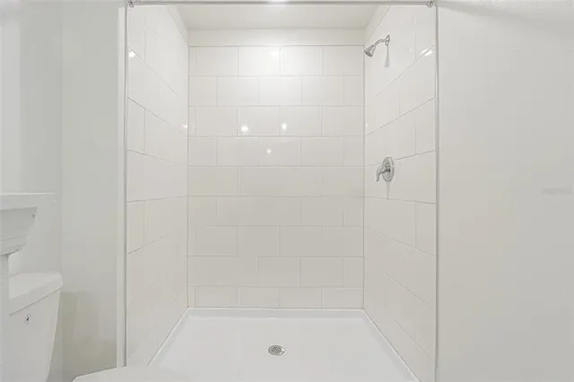 $2,100 | 10210 Trumpet Honeysuckle Way, San Antonio, FL 33576