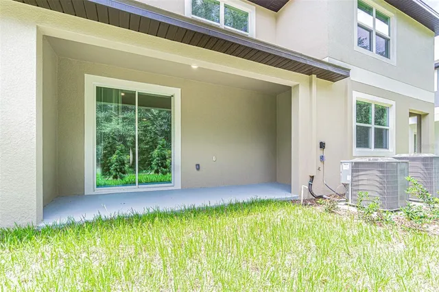 $2,100 | 10210 Trumpet Honeysuckle Way, San Antonio, FL 33576