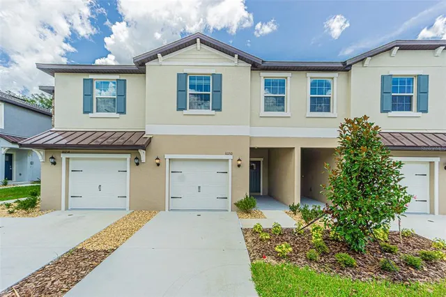 $2,100 | 10210 Trumpet Honeysuckle Way, San Antonio, FL 33576