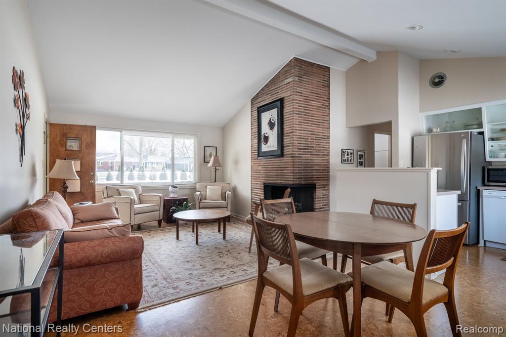 1648 Welch Road Walled Lake, MI 48390 - Photo 4 of 30 Gallery Image 4
