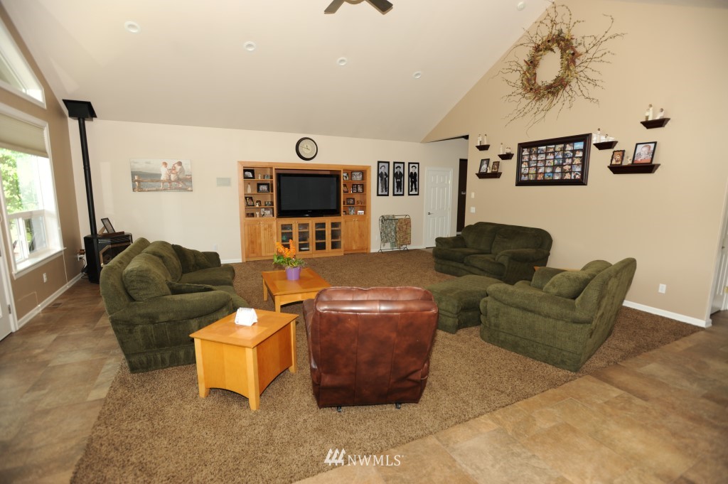 2212 Pe Ell McDonald Road Chehalis, WA 98532 - Photo 7 of 25