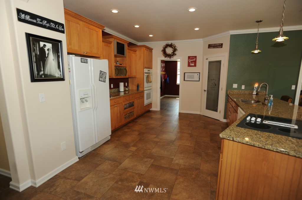 2212 Pe Ell McDonald Road Chehalis, WA 98532 - Photo 9 of 25