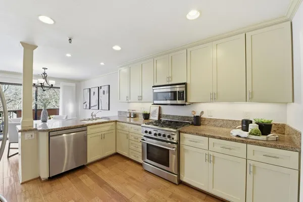 $1,849,000 | 95 Church Street, Unit 2301, Los Gatos, CA 95030