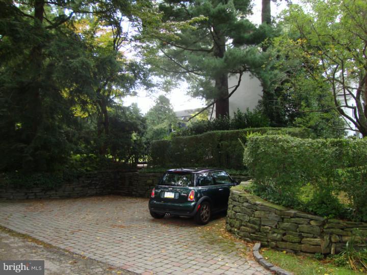 25 Merion Road Merion Station, PA 19066 - Photo 21 of 23 Driveway