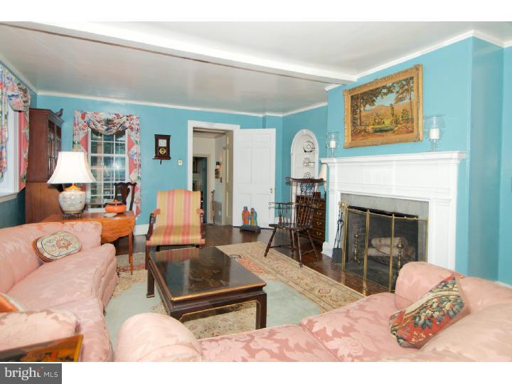 25 Merion Road Merion Station, PA 19066 - Photo 5 of 23 Living Room