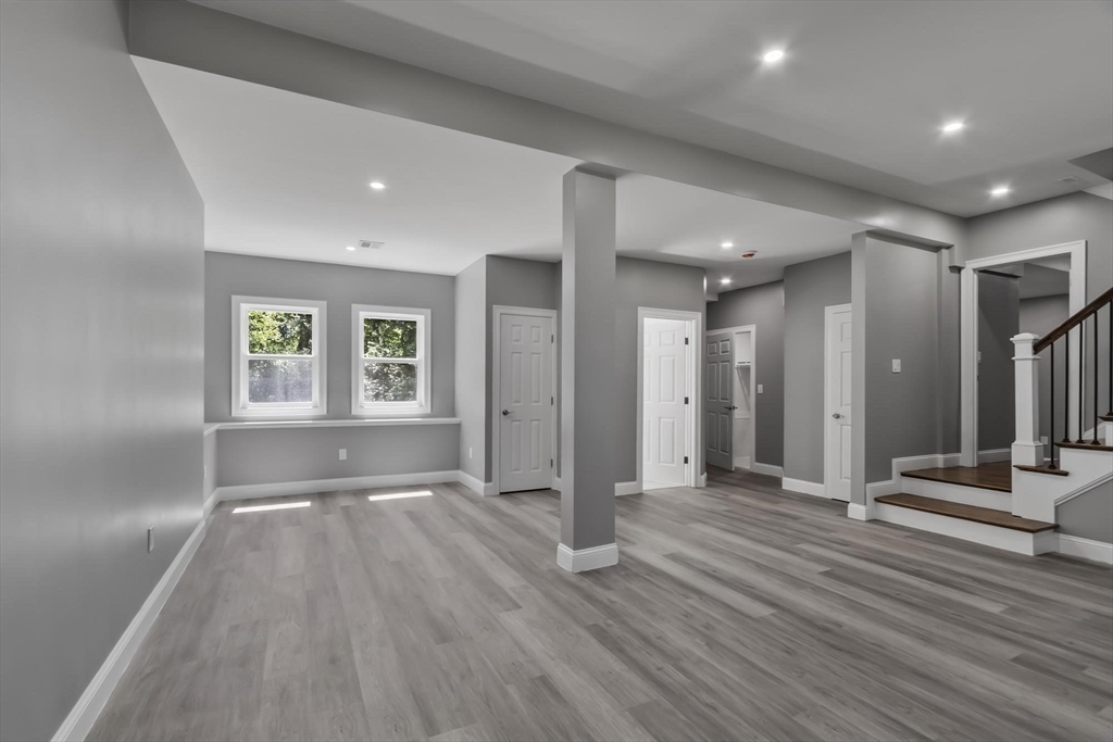62 Queensland Road Billerica, MA 01862 - Photo 22 of 35