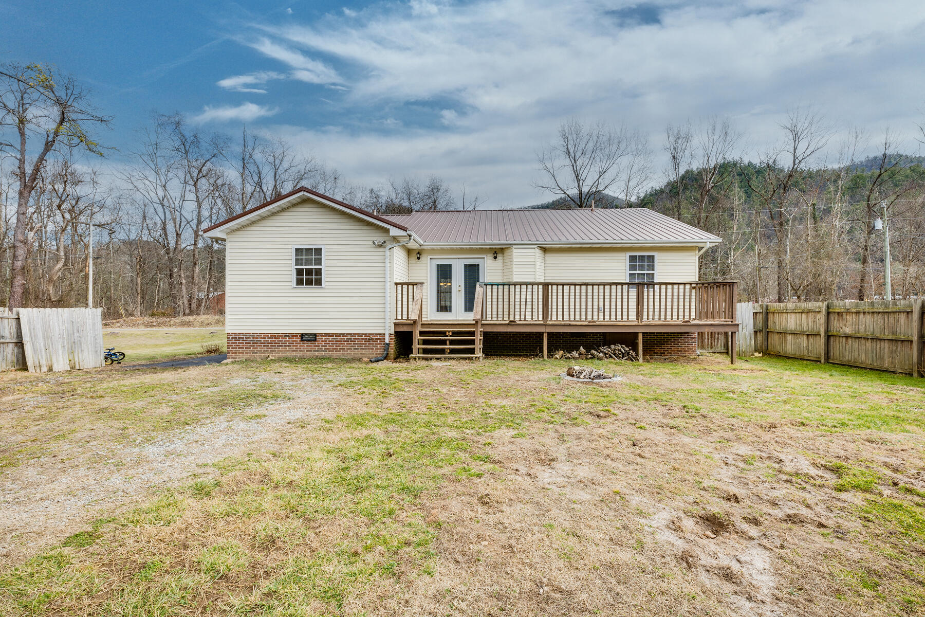 104 Old Mill Creek Road Erwin, TN 37650 - Photo 33 of 38 033