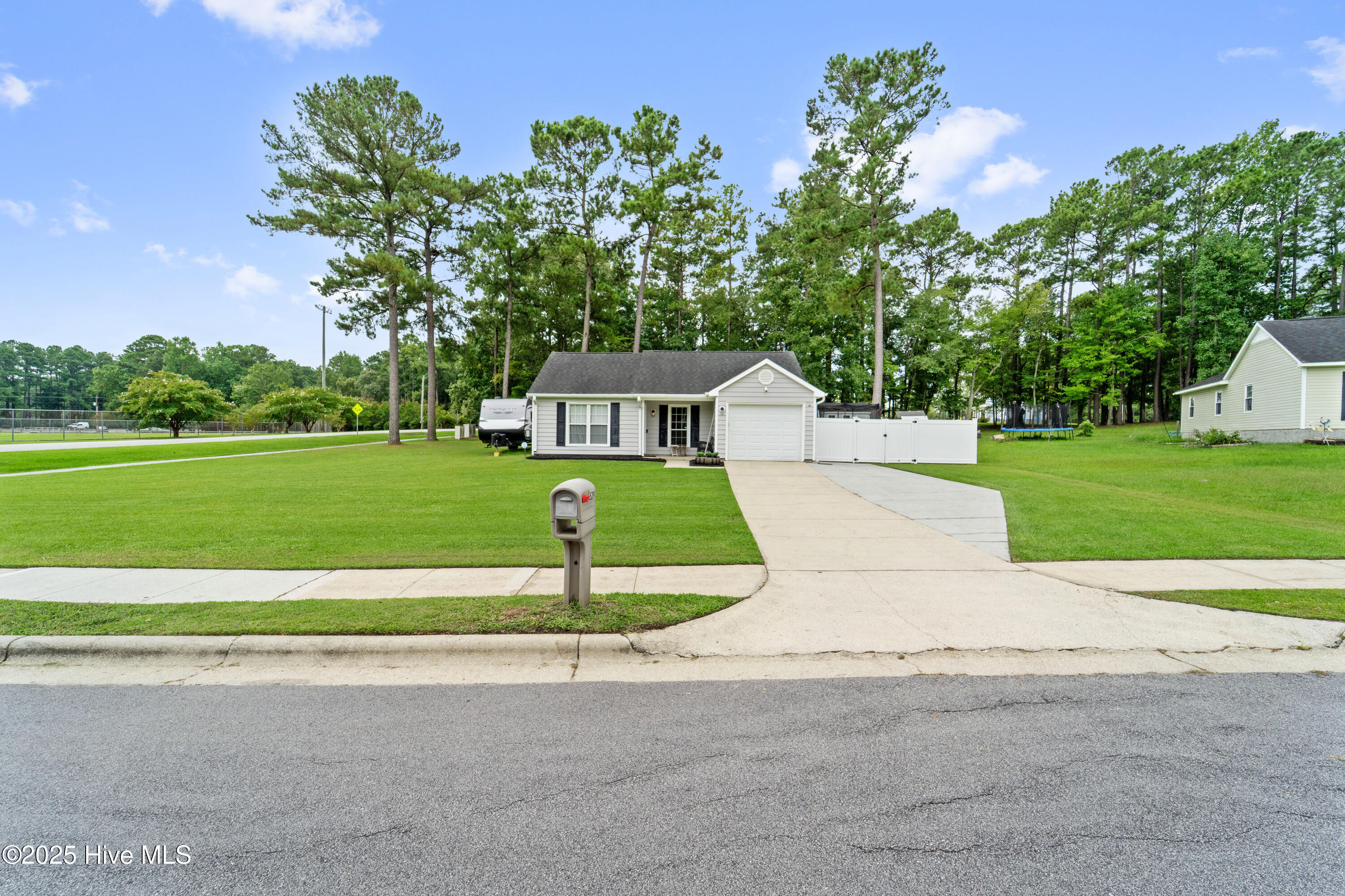 529 Shadowridge Road Jacksonville, NC 28546 - Photo 39 of 43 DSC09265