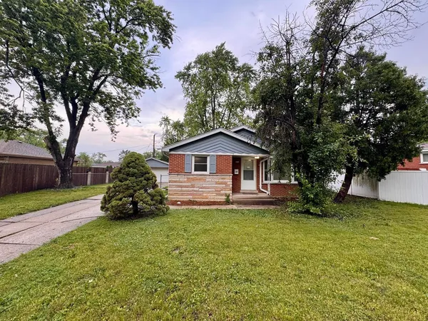 $233,000 | 3732 153rd Street, Midlothian, IL 60445