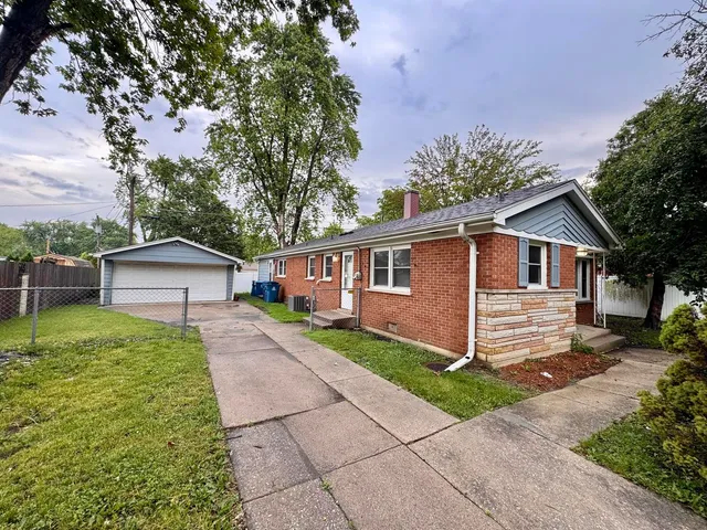 $240,000 | 3732 153rd Street, Midlothian, IL 60445