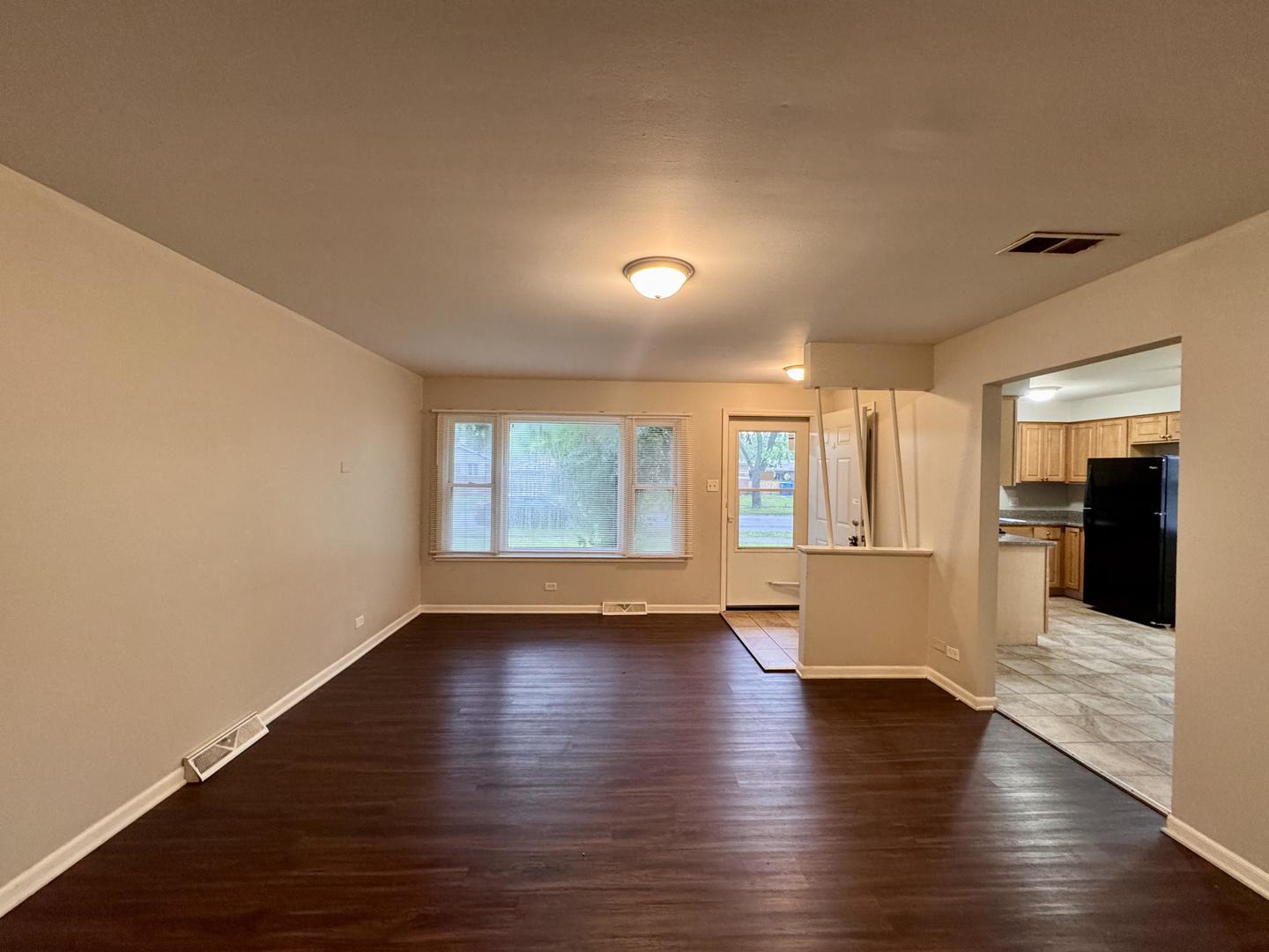 3732 153rd Street Midlothian, IL 60445 - Photo 4 of 25