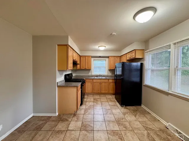 $240,000 | 3732 153rd Street, Midlothian, IL 60445