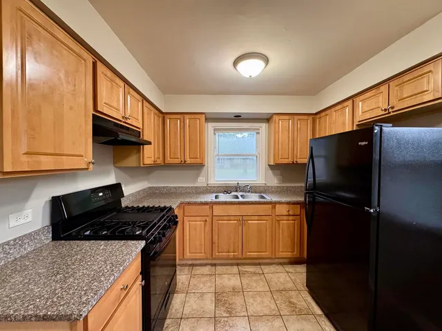 $240,000 | 3732 153rd Street, Midlothian, IL 60445