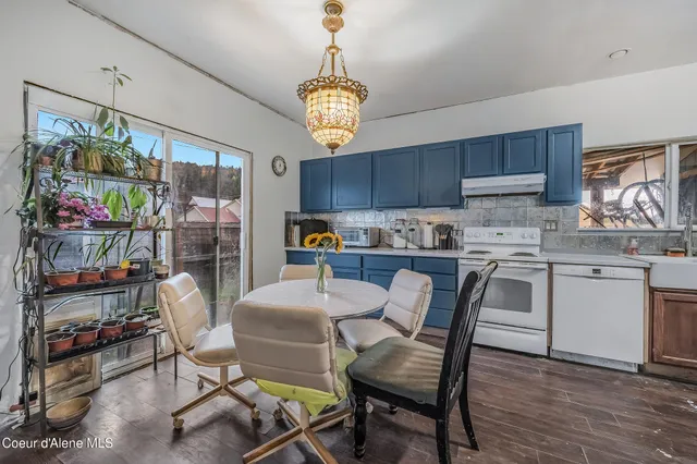 $320,000 | 341 South 11th Street, St. Maries, ID 83861