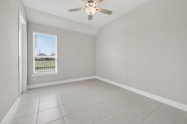 $3,600 | 2022 Serene Spgs Drive, Richmond, TX 77469