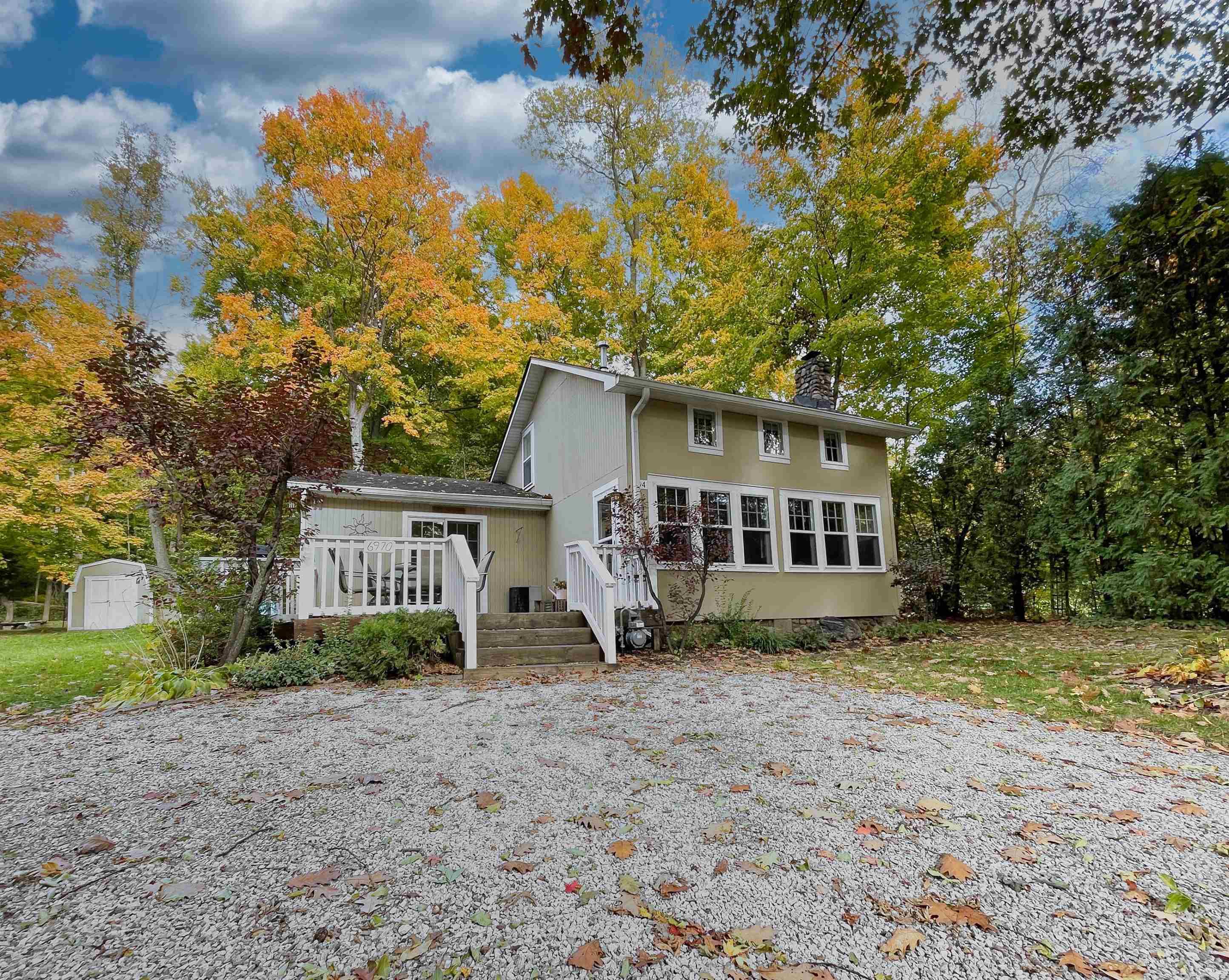 6970 North Kalorama Road Leesburg, IN 46538 - Photo 2 of 33 Gallery Image 2