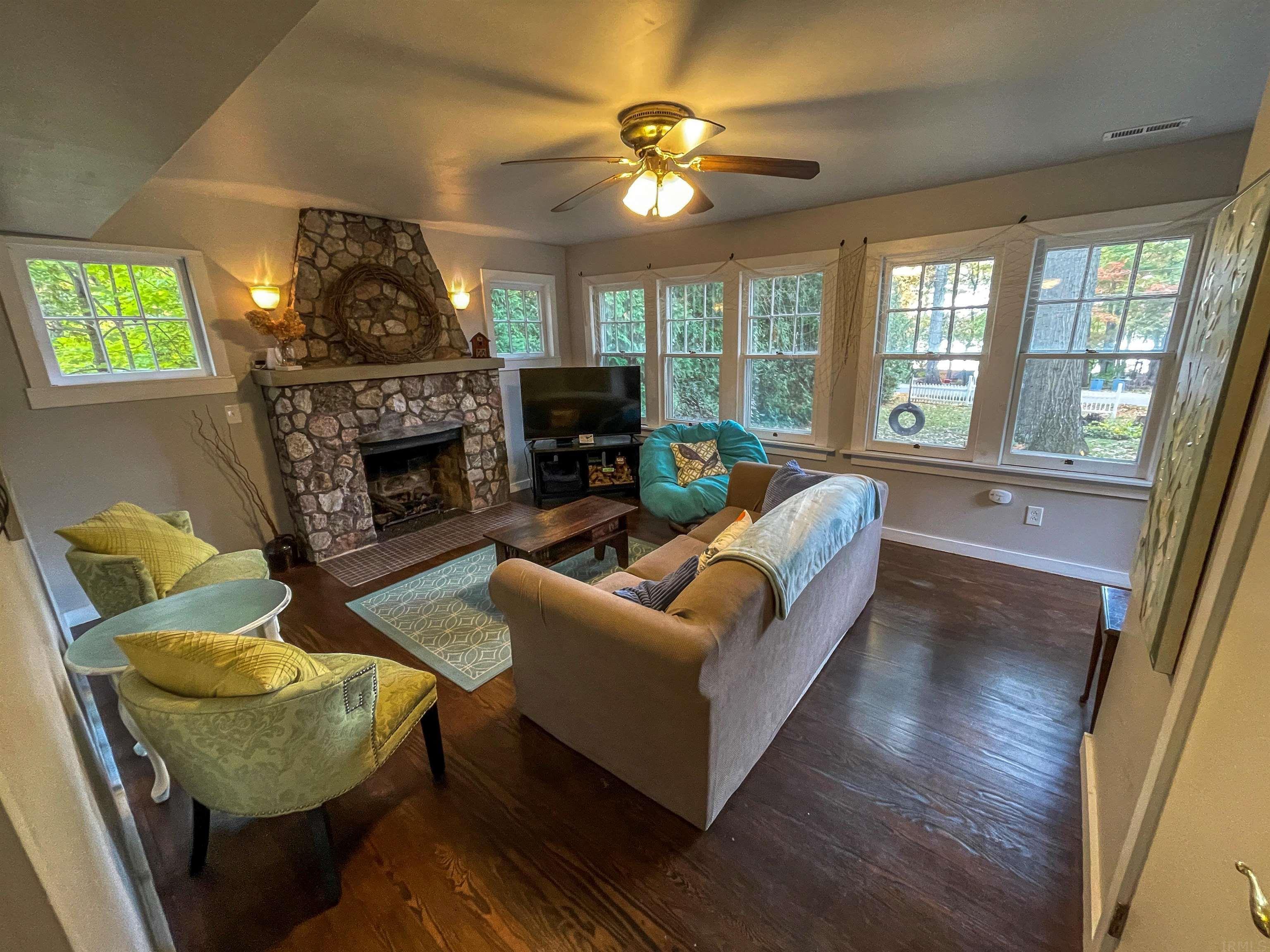6970 North Kalorama Road Leesburg, IN 46538 - Photo 6 of 33 Gallery Image 6