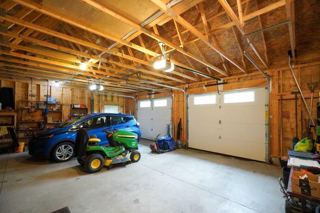 106 South Waterboro Road Lyman, ME 04002 - Photo 35 of 37 106 SO. WATERBORO RD garage 5