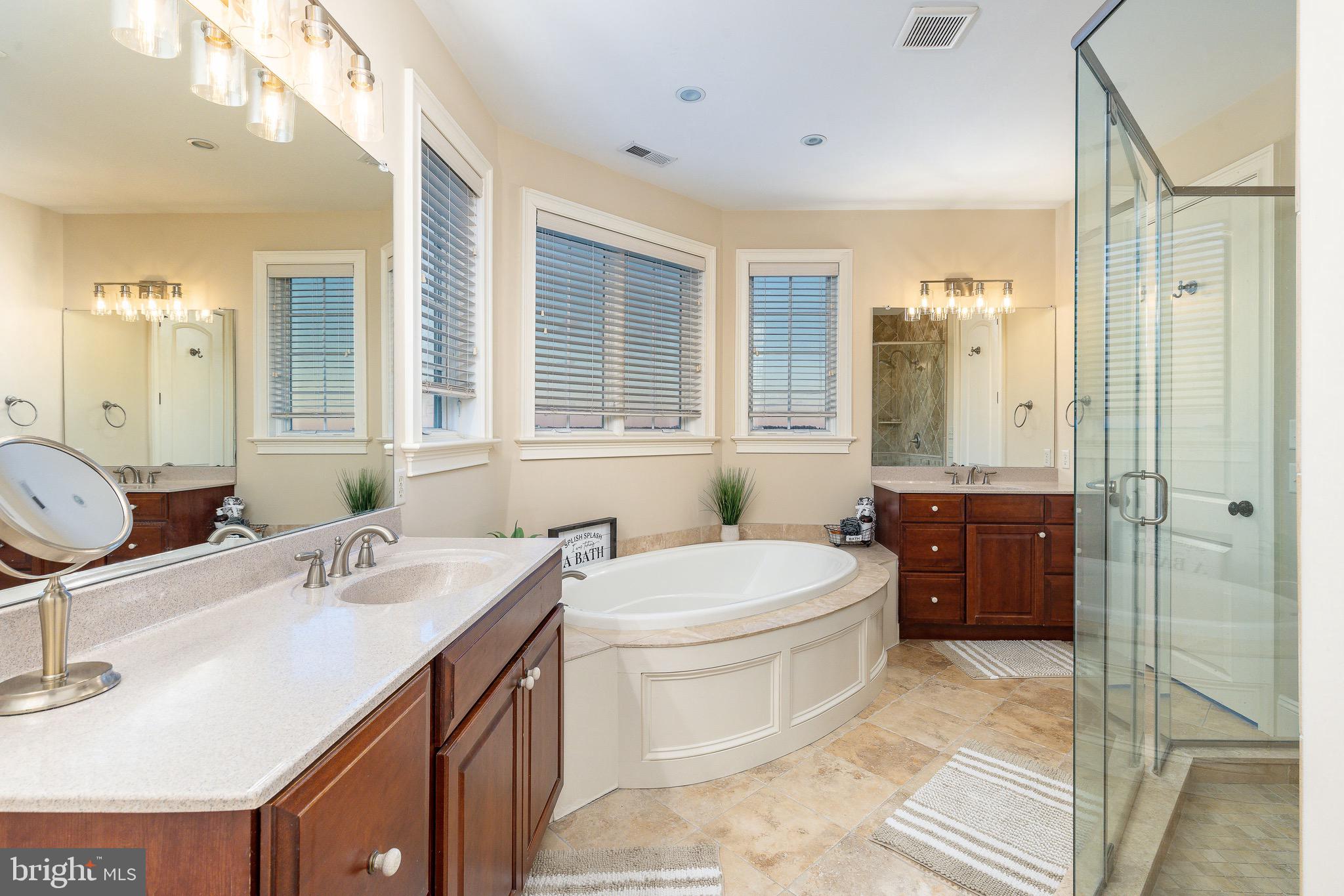 5829 Ridgeview Drive Doylestown, PA 18902 - Photo 29 of 68 Primary Bathroom