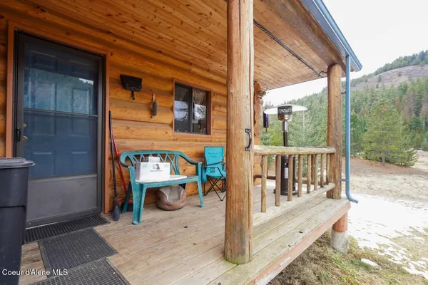 $850,000 | 128 Quill Drive, Priest River, ID 83856