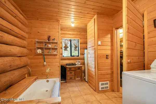 $850,000 | 128 Quill Drive, Priest River, ID 83856