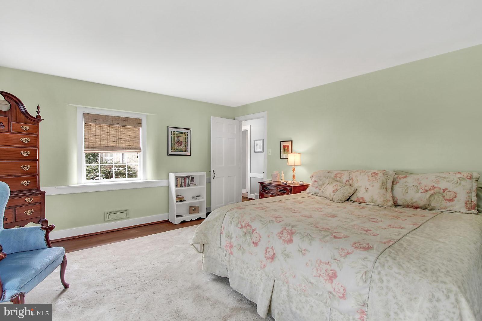 414 North Tulpehocken Road Reading, PA 19601 - Photo 13 of 25 Main floor Master bedroom