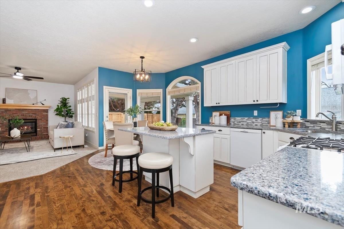 1877 South Rustic Mill Place Boise, ID 83709 - Photo 6 of 31