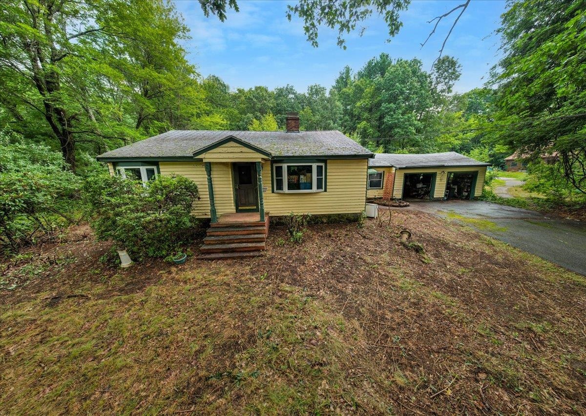374 Sherburne Road Pelham, NH 03076 - Photo 1 of 9
