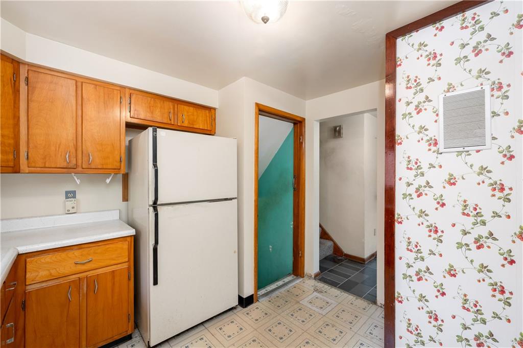 22 Rolling Road Cranberry Township, PA 16066 - Photo 14 of 33 Gallery Image 14