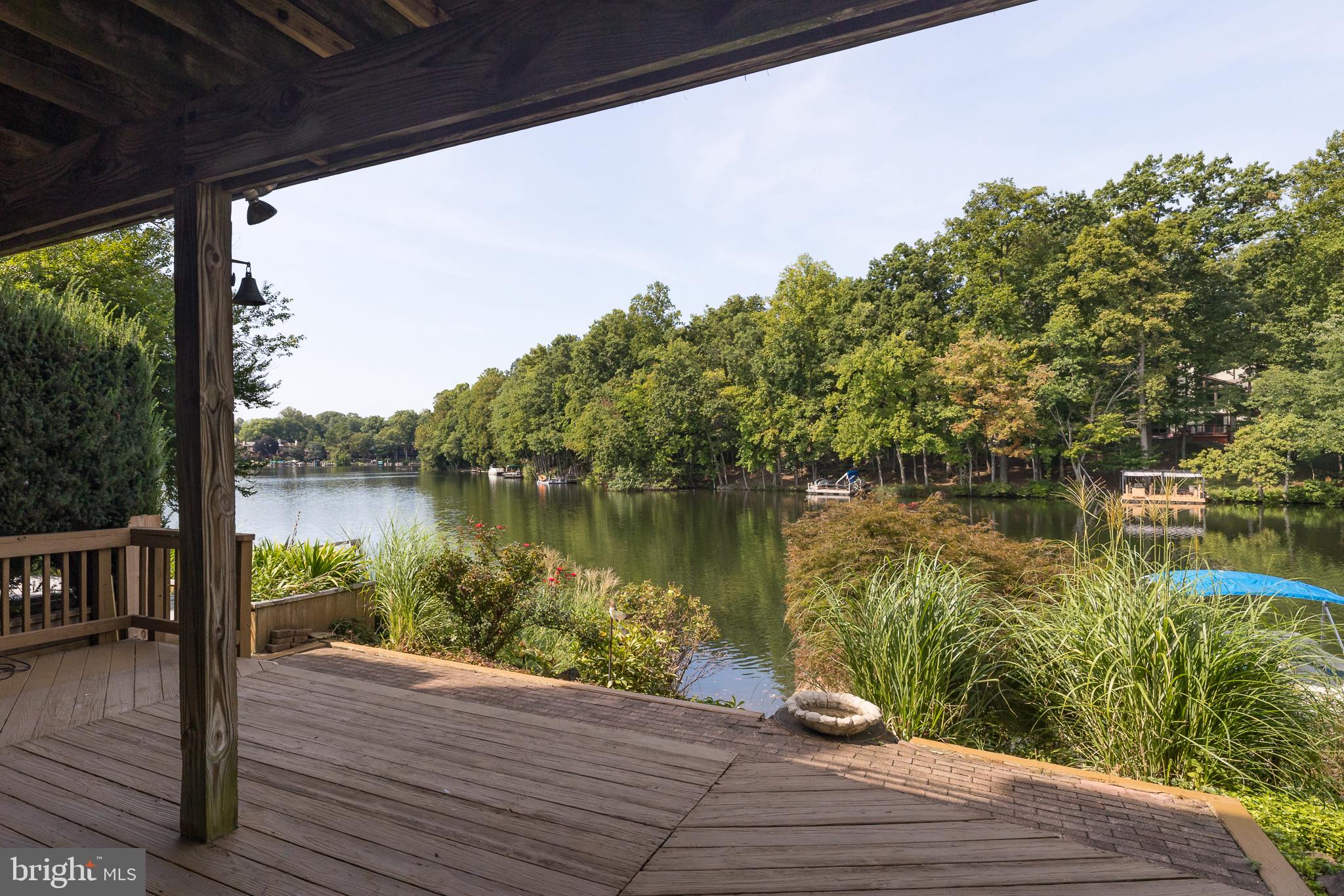 1987 Lakeport Way Reston, VA 20191 - Photo 40 of 56 Lower Level Level Deck Waterview