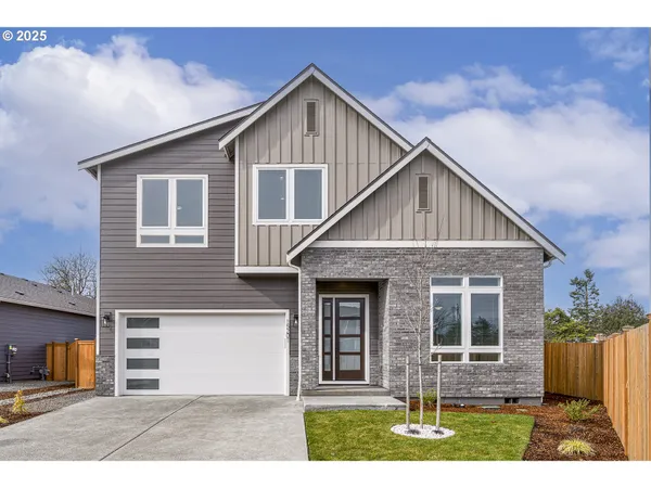 $799,900 | 15201 South E Towers Terrace, Milwaukie, OR 97267