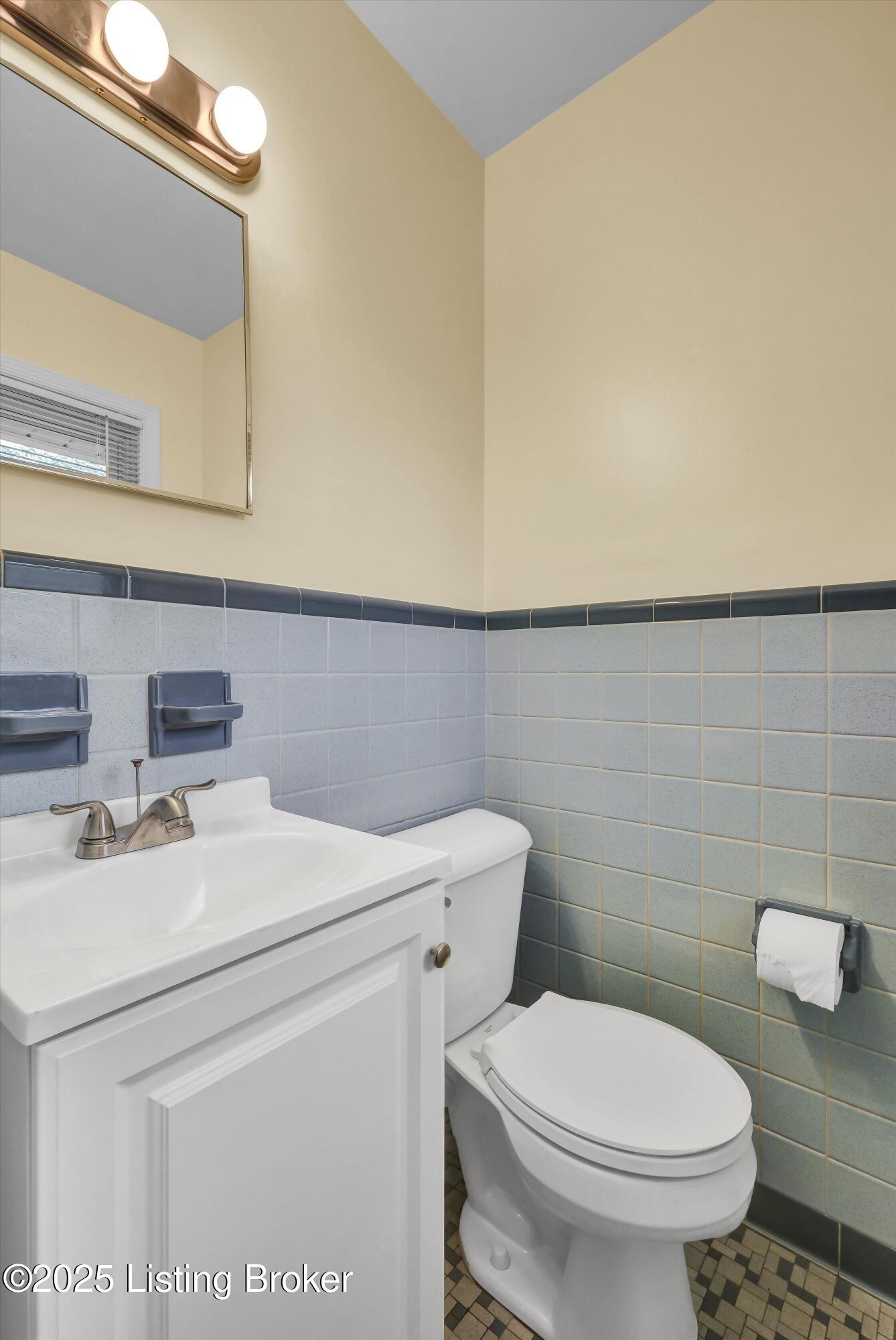 3124 Marlin Road Louisville, KY 40220 - Photo 11 of 29 Primary 1/2 BA