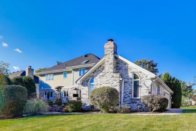 a house view with a outdoor space