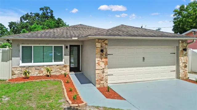 $3,000 | 7021 Blossom Avenue, Tampa, FL 33614
