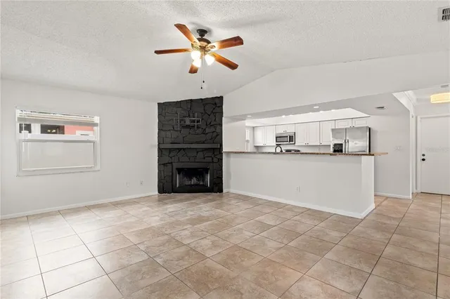 $3,000 | 7021 Blossom Avenue, Tampa, FL 33614