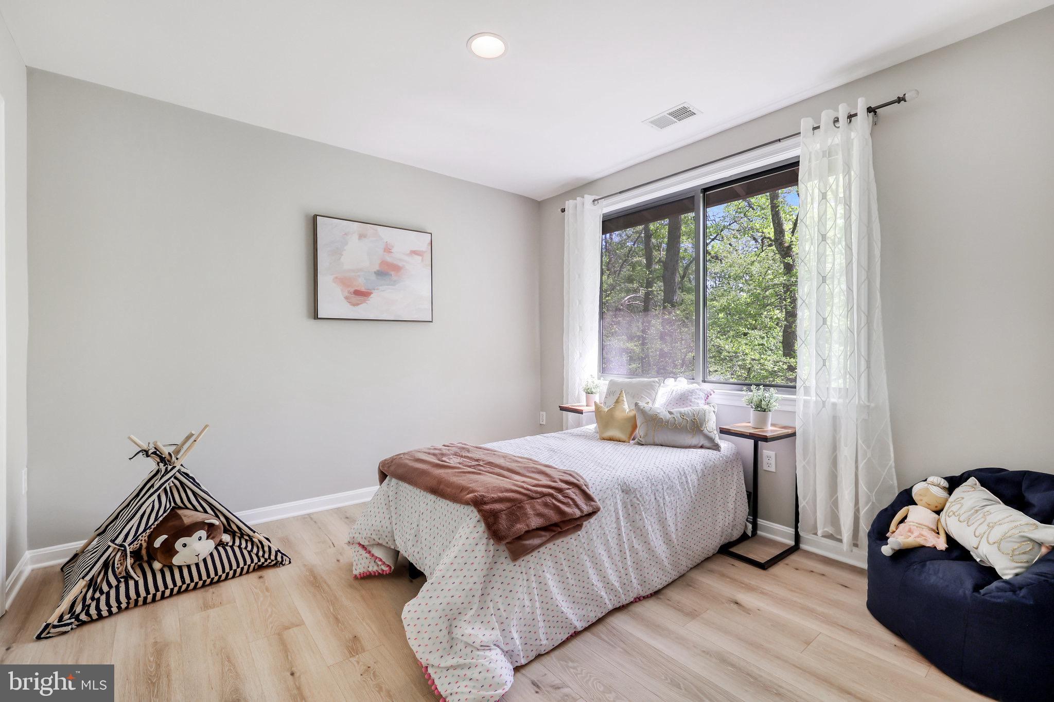 2495 Pyrenees Court Reston, VA 20191 - Photo 26 of 39 Bedroom Two