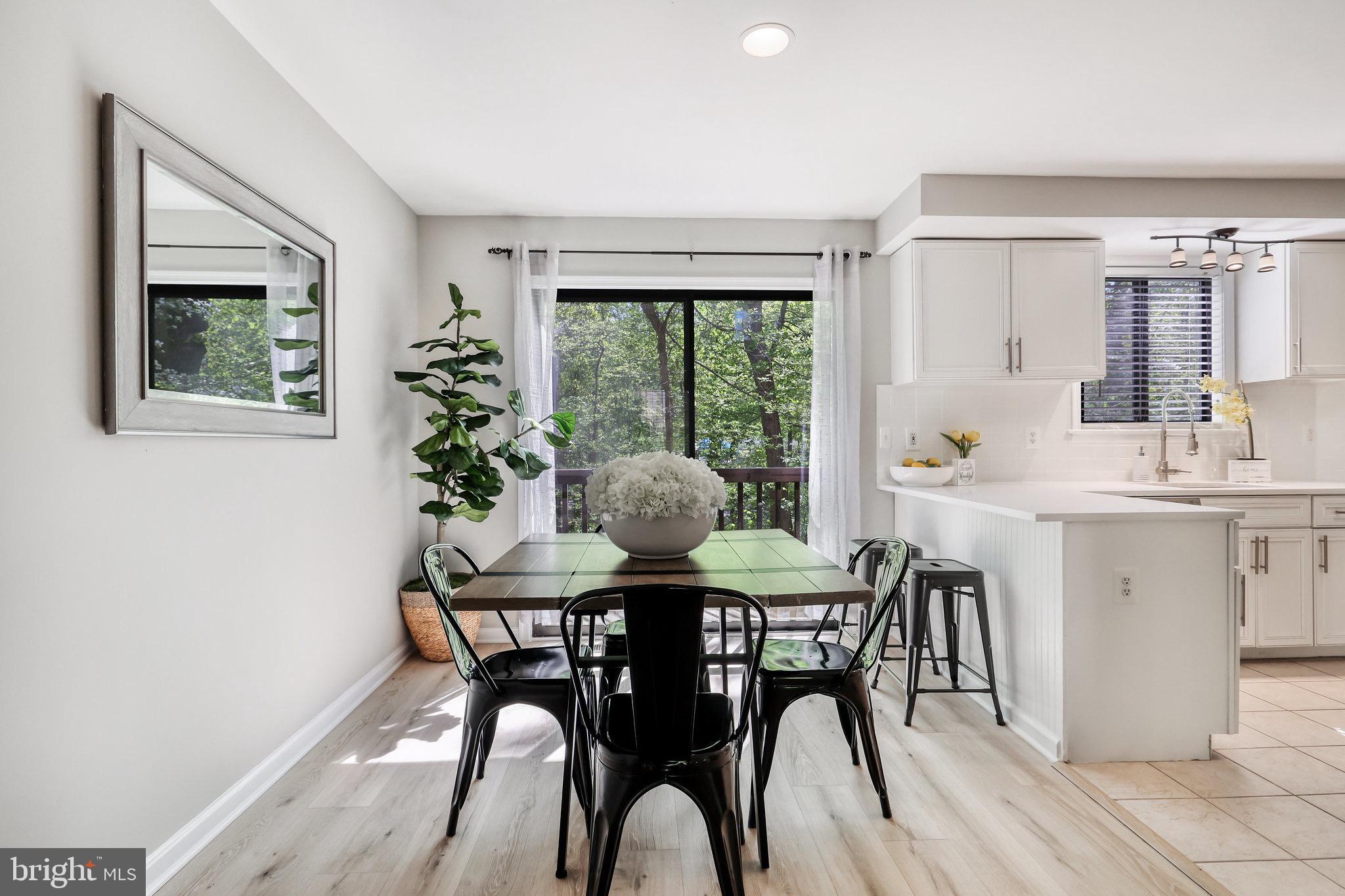 2495 Pyrenees Court Reston, VA 20191 - Photo 9 of 39 Dining Room