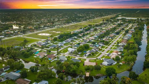 $575,000 | 113 Cordoba Circle, Royal Palm Beach, FL 33411