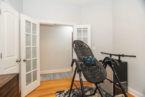 $455,000 | 5206 North Winthrop Avenue, Unit 1, Chicago, IL 60640