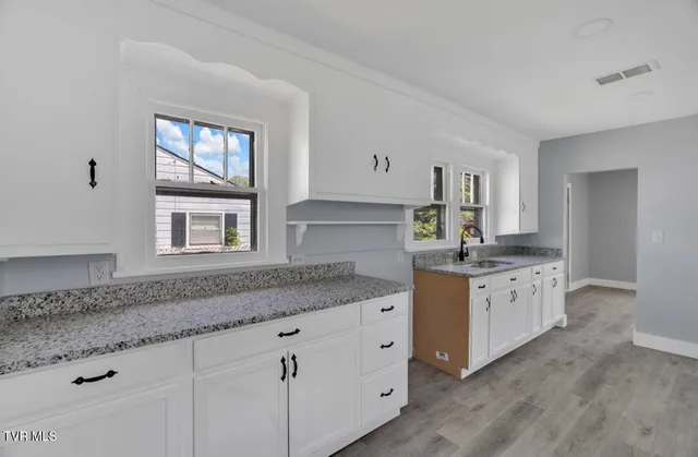 $399,900 | 1246 East Center Street, Kingsport, TN 37660