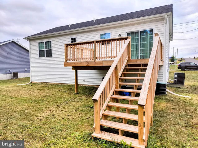 $2,450 | 714 Wendover Drive, Bunker Hill, WV 25413