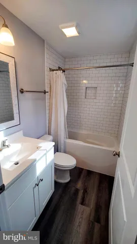 $2,450 | 714 Wendover Drive, Bunker Hill, WV 25413