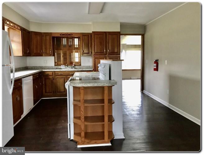 41 Cool Run Road Bridgeton, NJ 08302 - Photo 7 of 19 Kitchen